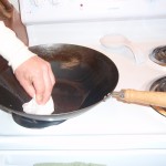 Seasoning/Cleaning the Wok Before Use